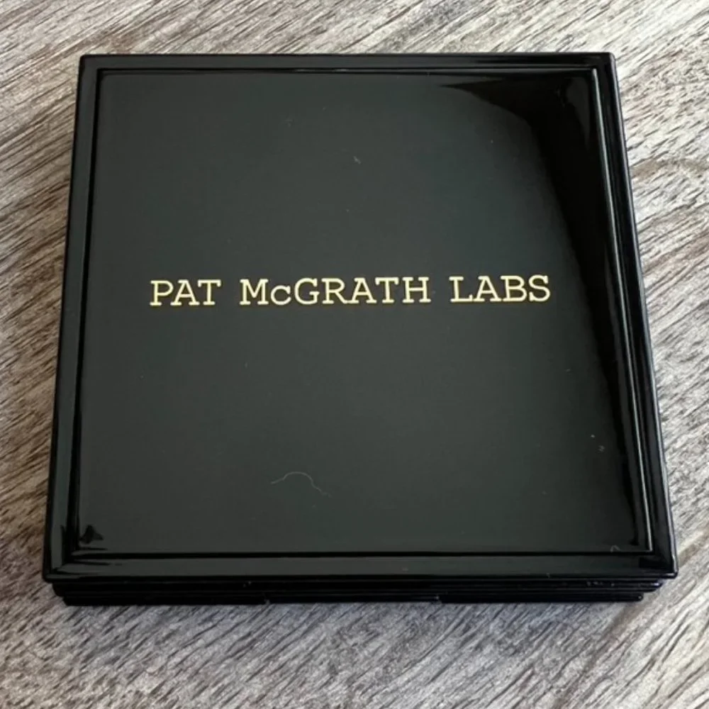 Pat McGrath Labs Skin Fetish: Divine Powder Blush - Picture 3 of 5